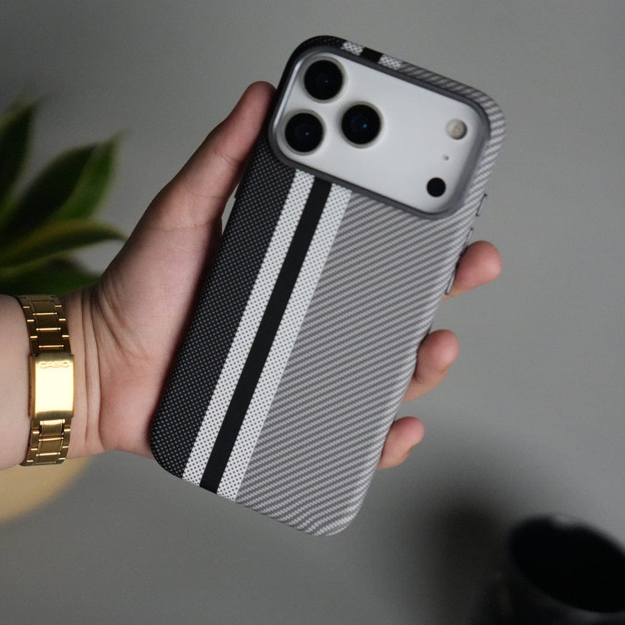 FRATO iPhone 17 Series iPhone 17 Pro Max iPhone 17 Series Carbon Fiber Texture Aramid Design Hard Pc MagSafe Cover | Stripe Design