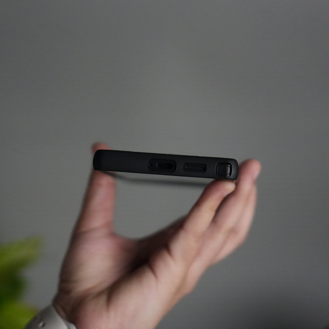 Galaxy S25 Ultra BMW Blue White Line Design Case Cover