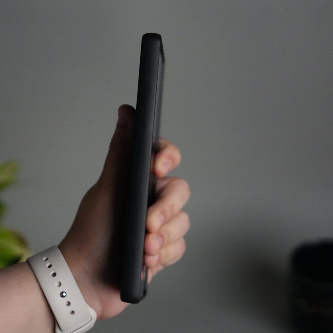 Galaxy S25 Ultra BMW Blue White Line Design Case Cover