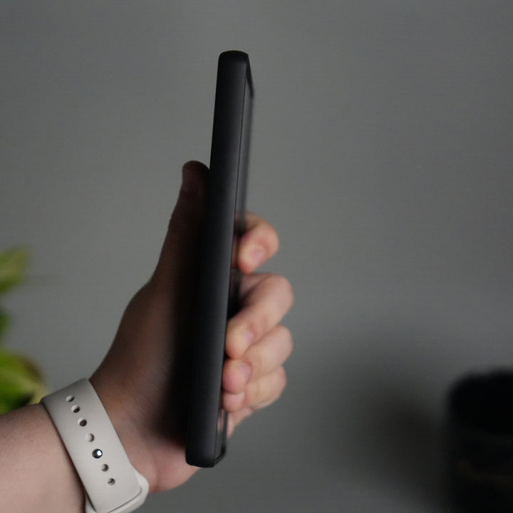 Galaxy S25 Ultra BMW Blue White Line Design Case Cover