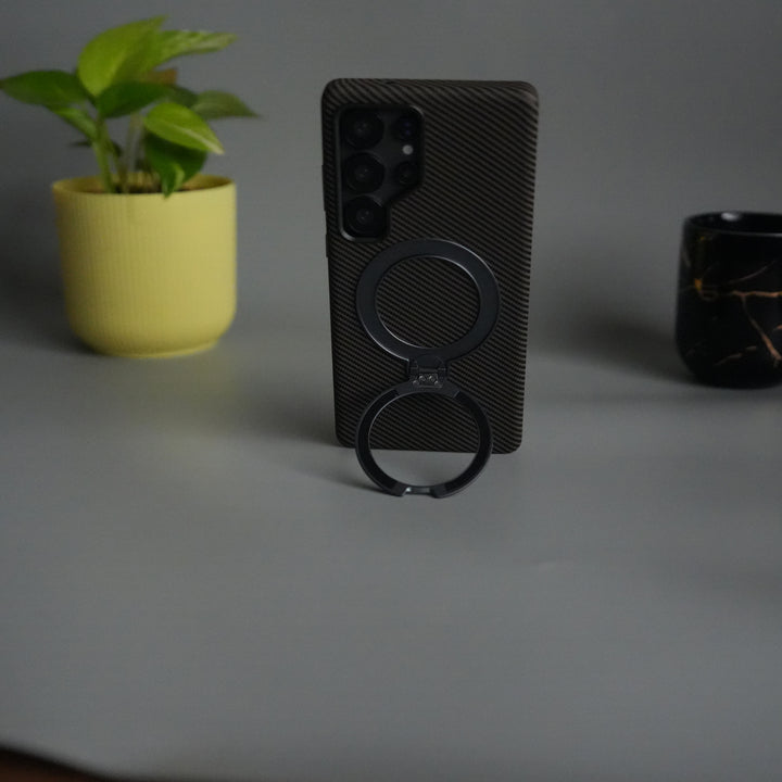 Galaxy S25 Ultra Carbon Fiber Texture Case with Metal Camera Frame & Rotating Ring Stand