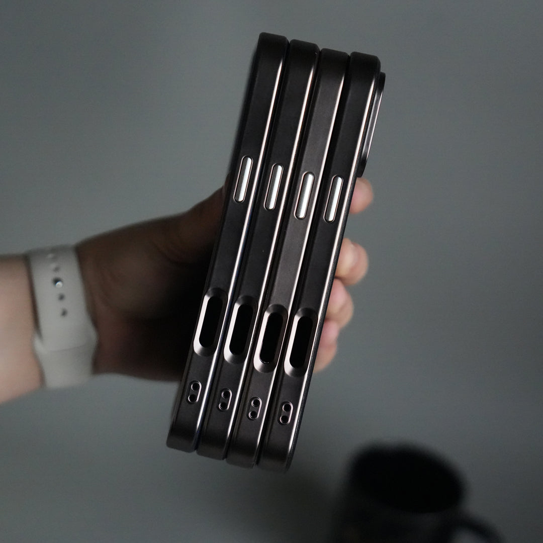 iPhone 17 Pro Metallic Textured Leather MagSafe Ring Case Cover