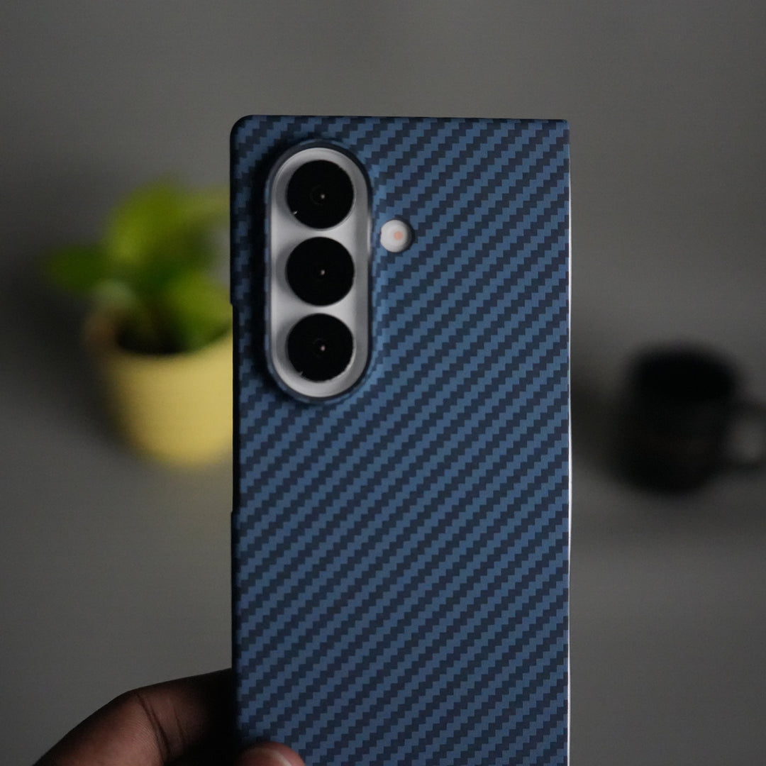 Galaxy Z Fold 7 Carbon Fiber Texture Design Hard Pc MagSafe Case Cover BLUE