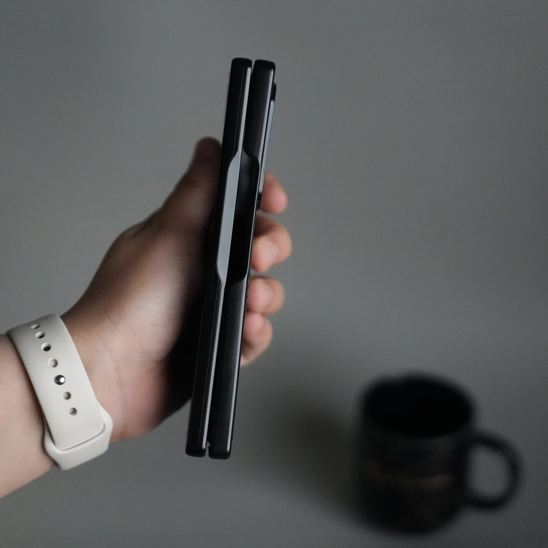 Galaxy Z Fold 6 Carbon Design MagSafe Cover | Hinge Protection | Front Glass Case