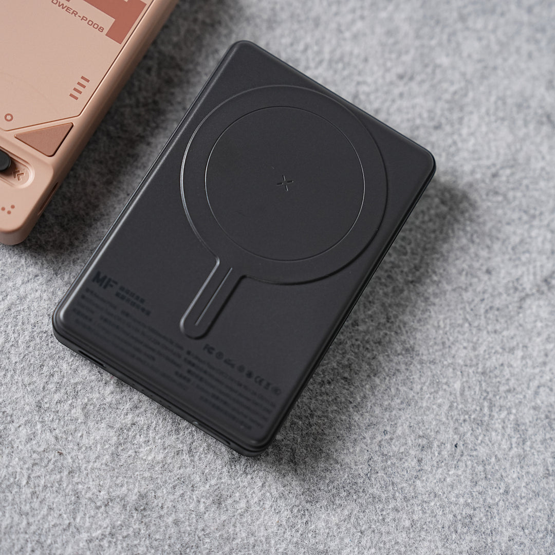 10,000mAh Wireless Magnetic Fast Charging Power Bank with Multi-Function Stand