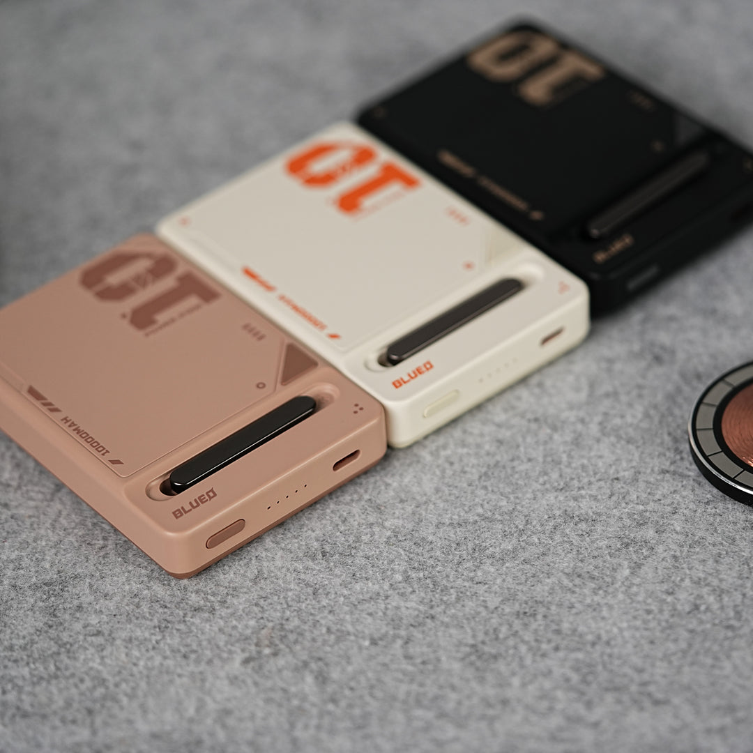 10,000mAh Wireless Magnetic Fast Charging Power Bank with Multi-Function Stand
