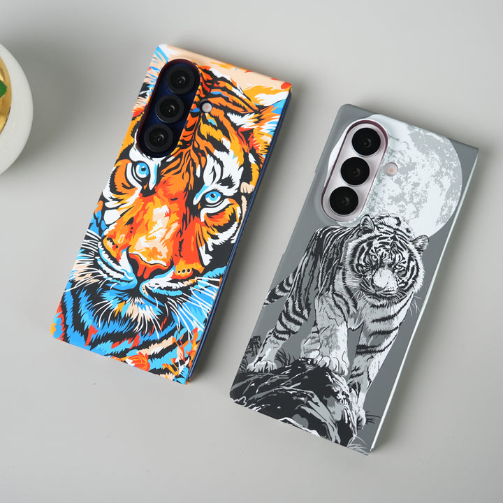 Samsung Galaxy Z Fold 7 Carbon Fiber Texture Case | Tiger Printed Hard PC Cover with MagSafe | Shockproof Slim Protection