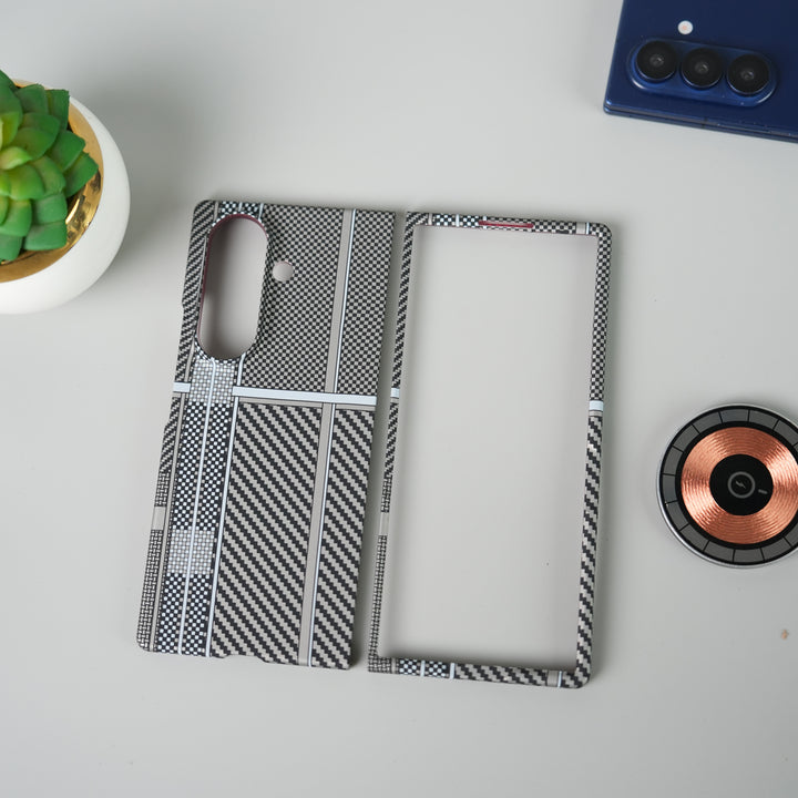 Samsung Galaxy Z Fold 7 Carbon Fiber Aramid Texture Case | Hard PC Slim MagSafe Cover | Shockproof Protective Design