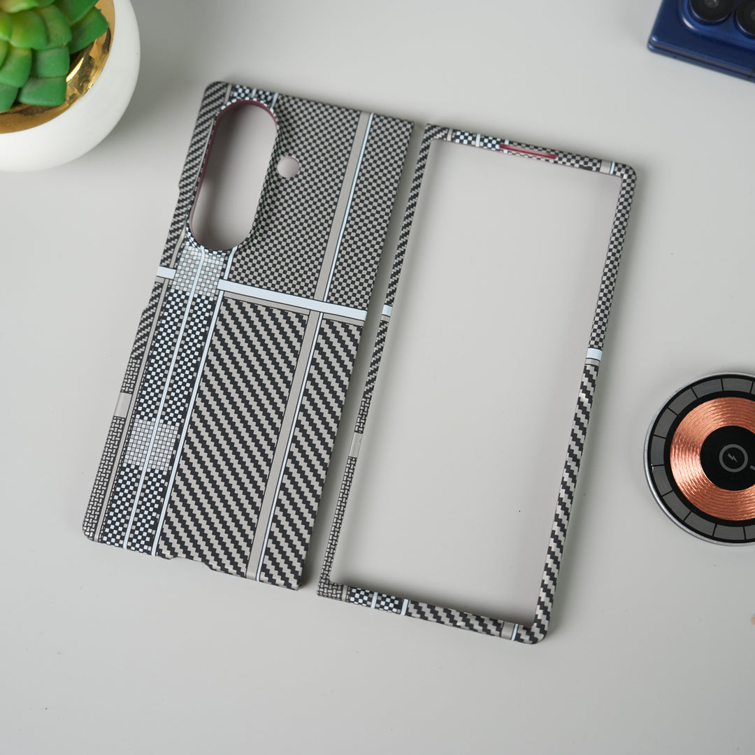 Samsung Galaxy Z Fold 7 Carbon Fiber Aramid Texture Case | Hard PC Slim MagSafe Cover | Shockproof Protective Design