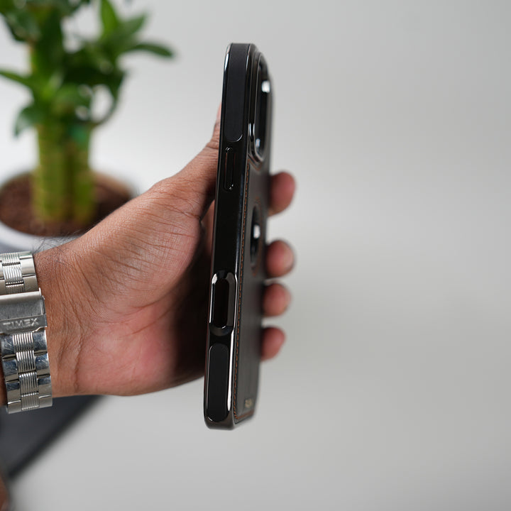 iPhone 16 Series Leather Case
