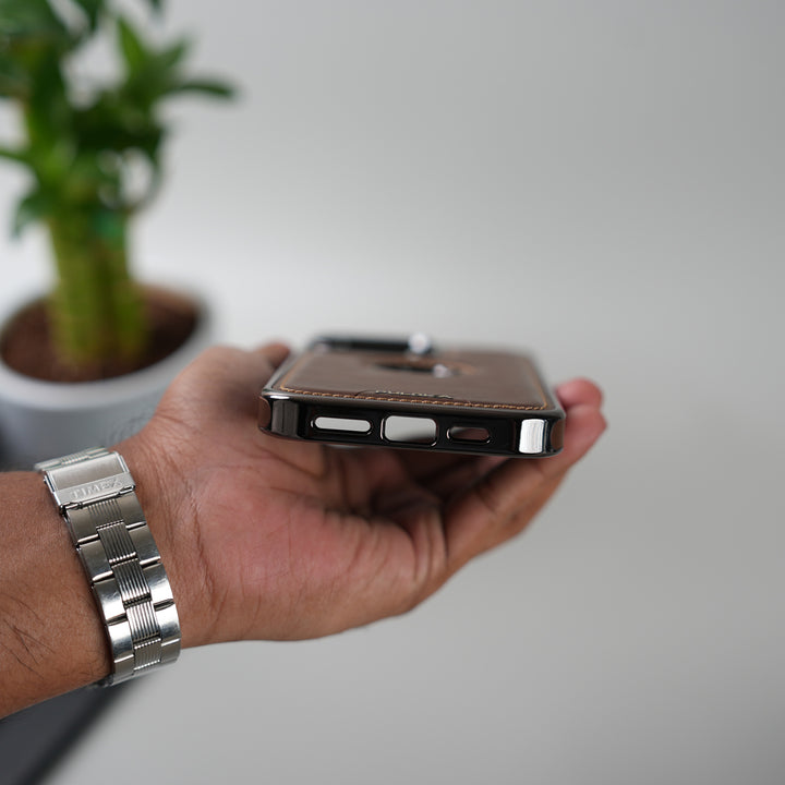 iPhone 16 Series Leather Case