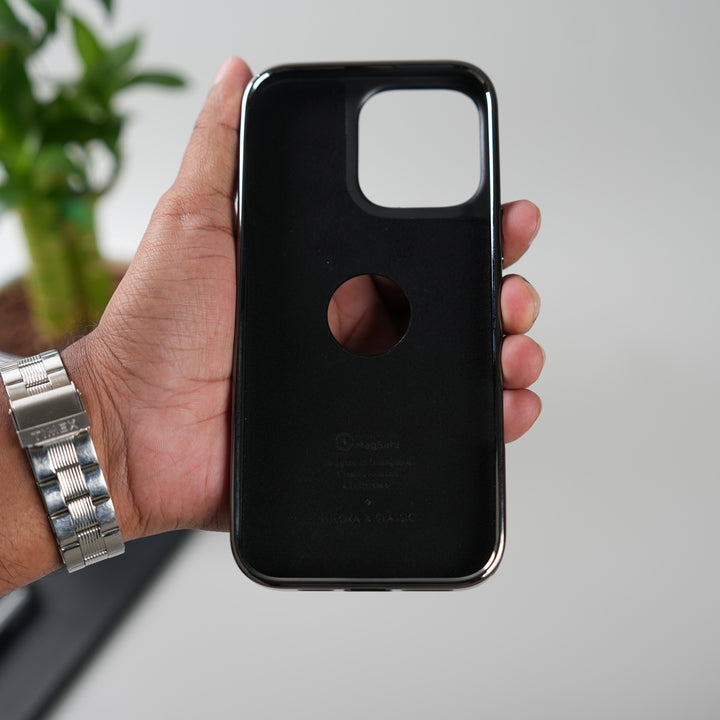 iPhone 16 Series Leather Case