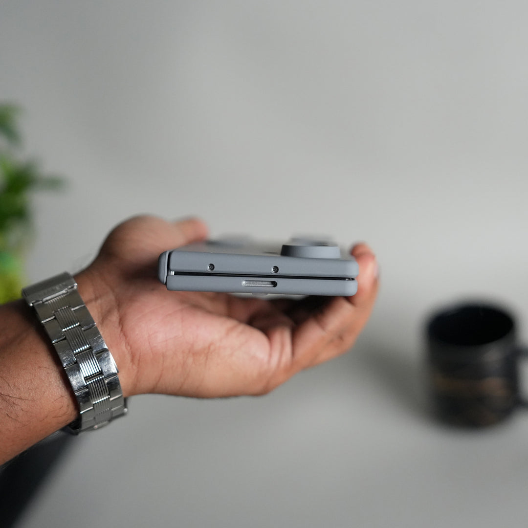 Galaxy Z Fold 6 Case with Front Glass and Kickstand