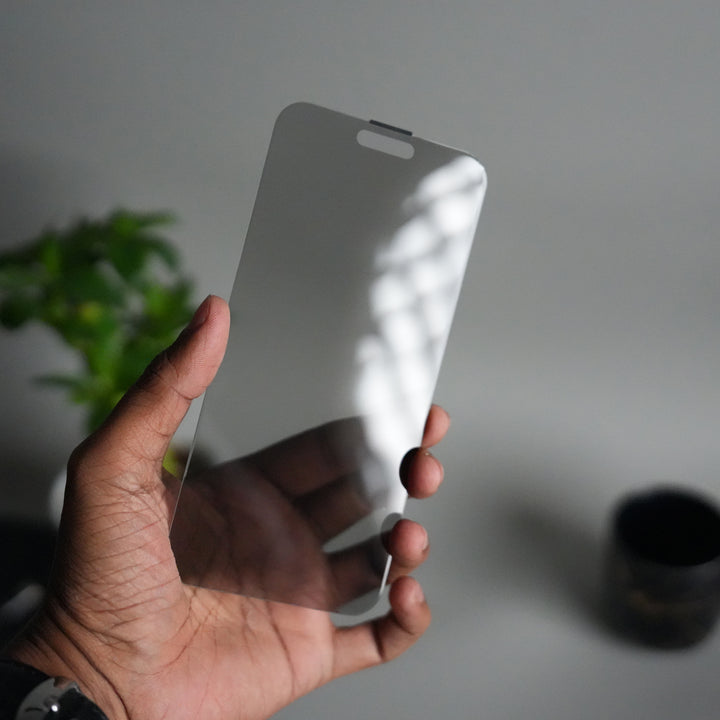 iPhone 16 Pro Privacy Tempered Glass