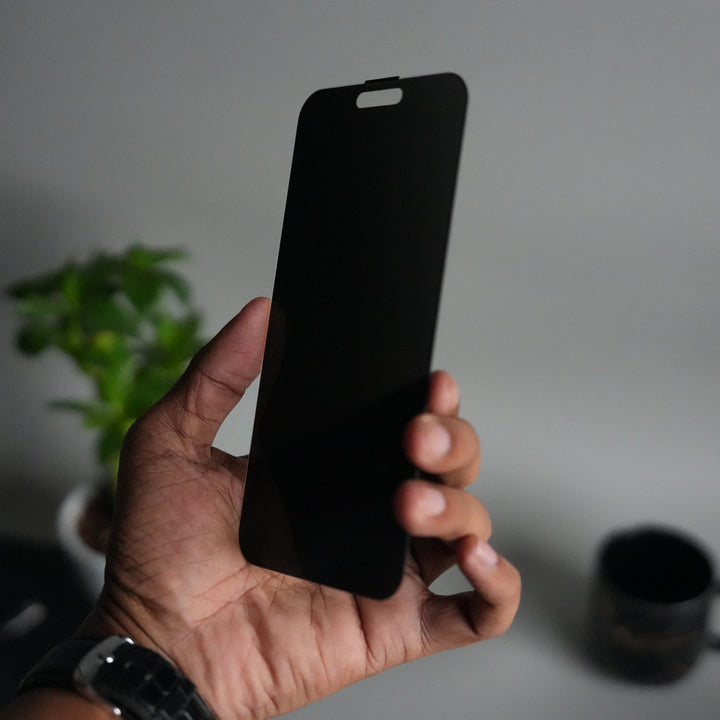 iPhone 16 Pro Privacy Tempered Glass