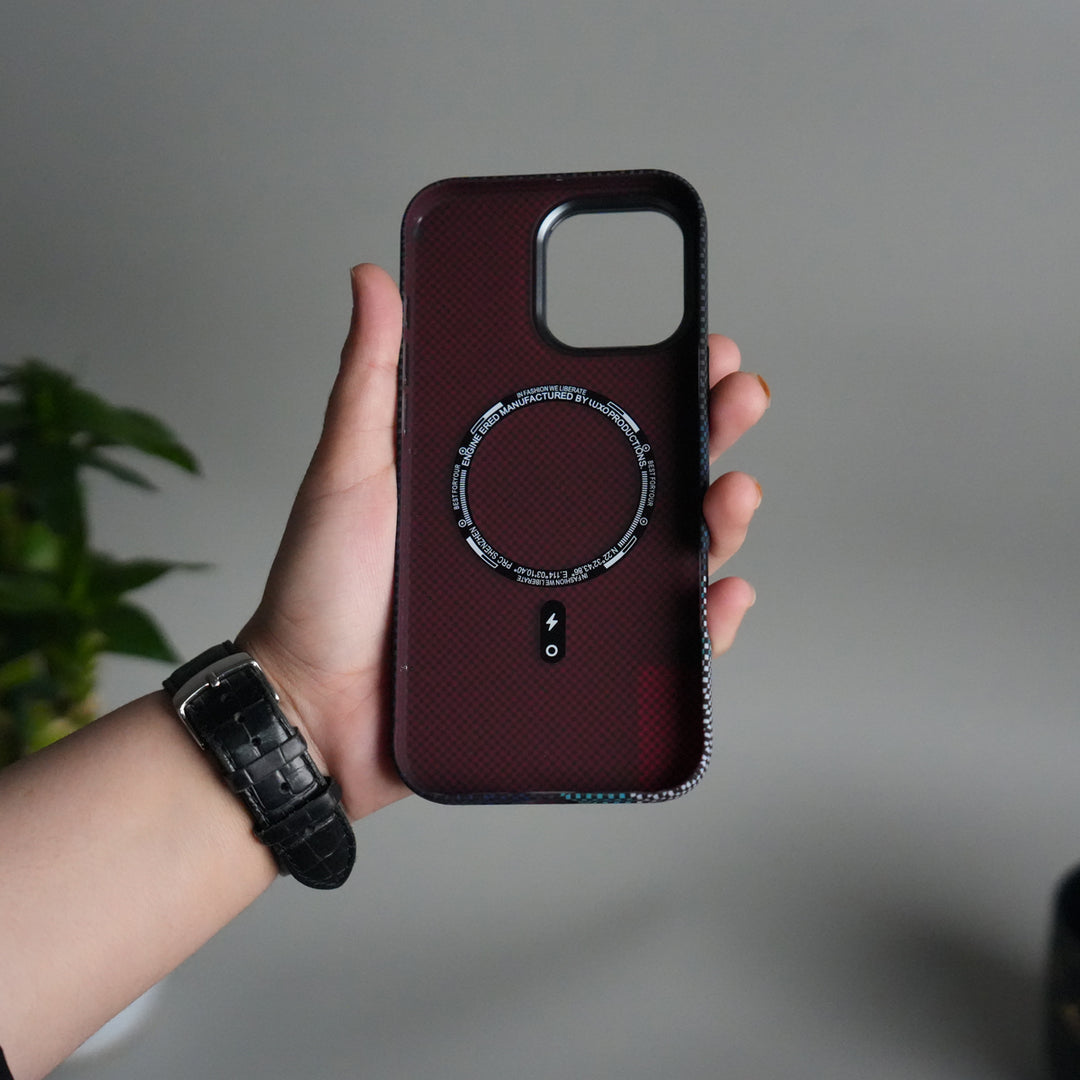 iPhone 16 Series Carbon Fiber Texture Design Hard Pc MagSafe Case Cover CornerGreen