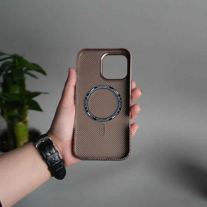 iPhone 16 Series Carbon Fiber Texture Design Hard Pc MagSafe Case Cover Beige