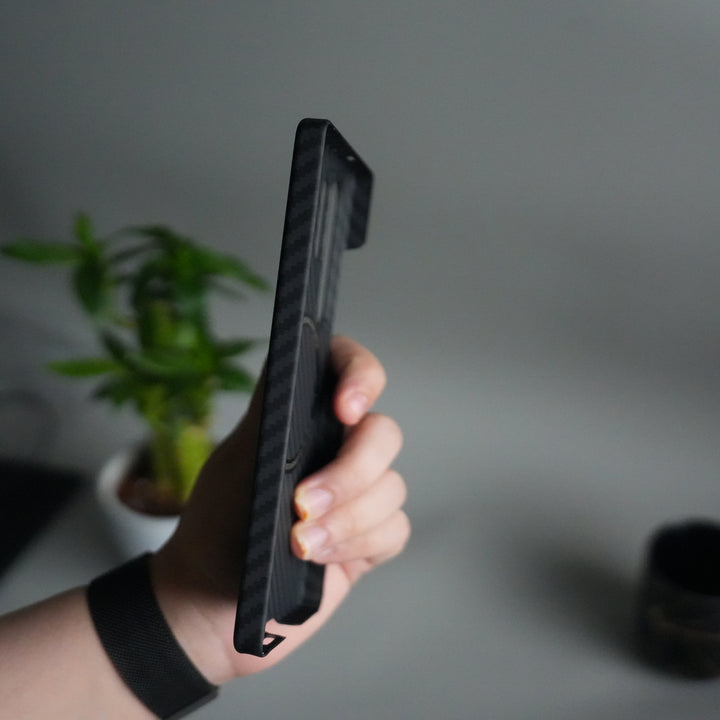 Galaxy S25 Ultra Carbon Fiber Slim Case | Ultra-Thin Magnetic Charging Ring Cover