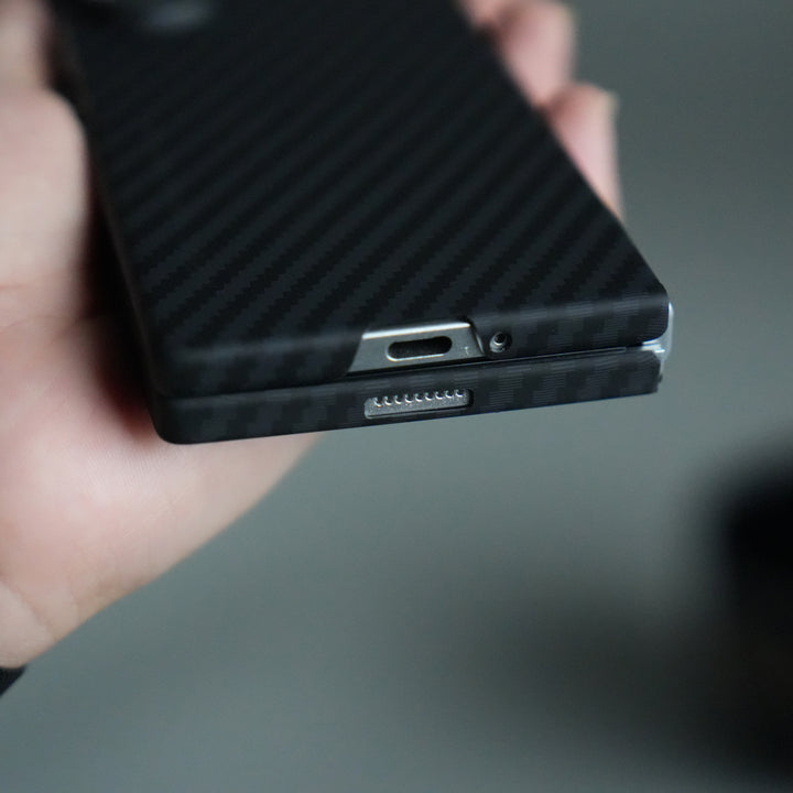 Galaxy Z Fold 6 Carbon Fiber Slim Case | Ultra-Thin Lightweight Protective Cover