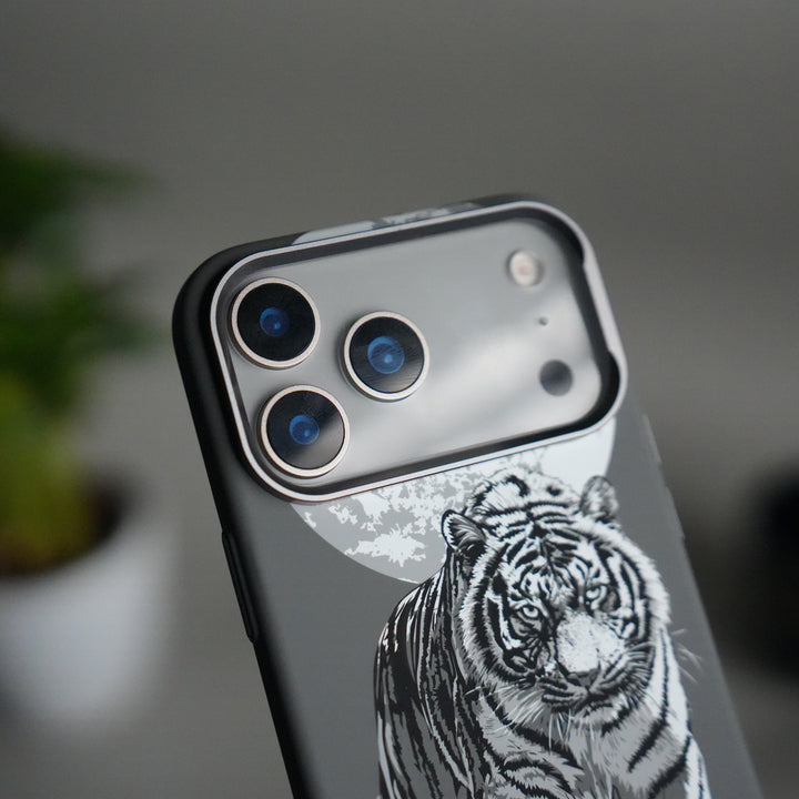 iPhone 17 Pro Max Carbon Fiber Texture Design Hard Pc MagSafe Case Cover GrayTiger