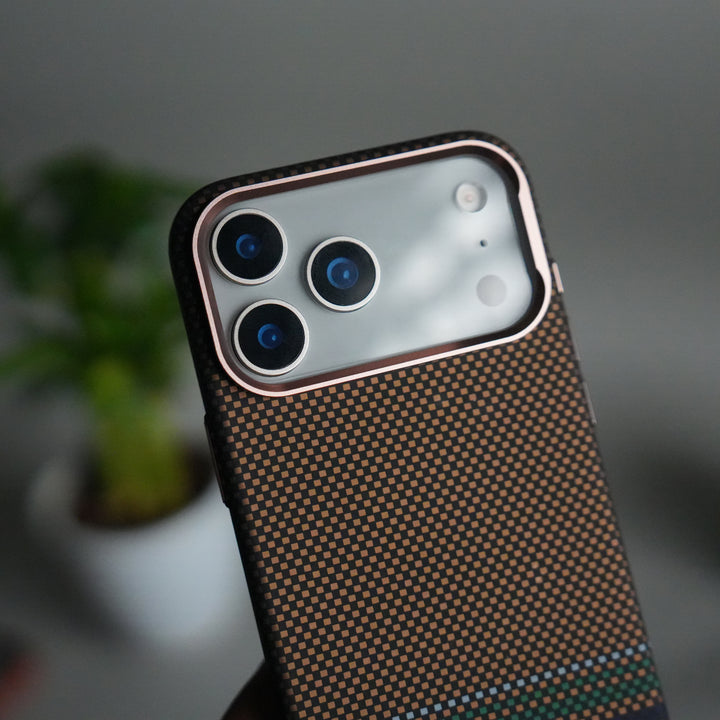 iPhone 17 Pro Max Carbon Fiber Texture Design Hard Pc MagSafe Case Cover BlackYellow