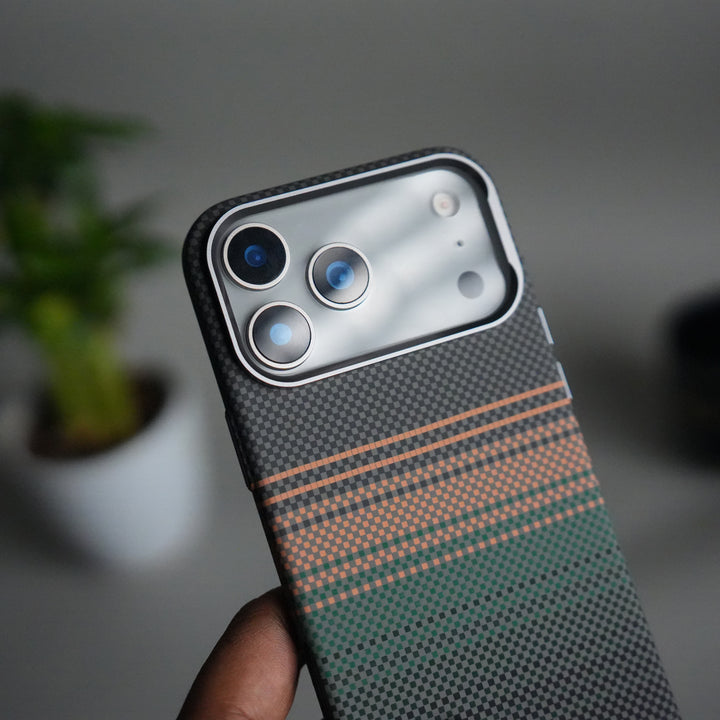 iPhone 17 Pro Max Carbon Fiber Texture Design Hard Pc MagSafe Case Cover OrangeGreen