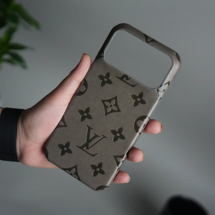 iPhone 17 Pro Max Luxury PU Leather Fashion Brand Case Cover