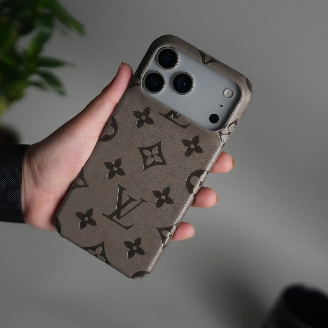 iPhone 17 Pro Max Luxury PU Leather Fashion Brand Case Cover