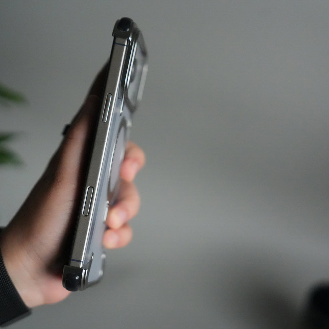 iPhone 17 Pro Max Frosted Frameless Metal Kickstand Case