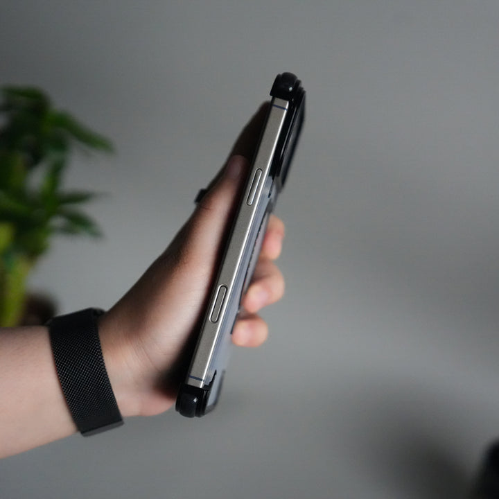 iPhone 17 Pro Max Frosted Frameless Metal Kickstand Case