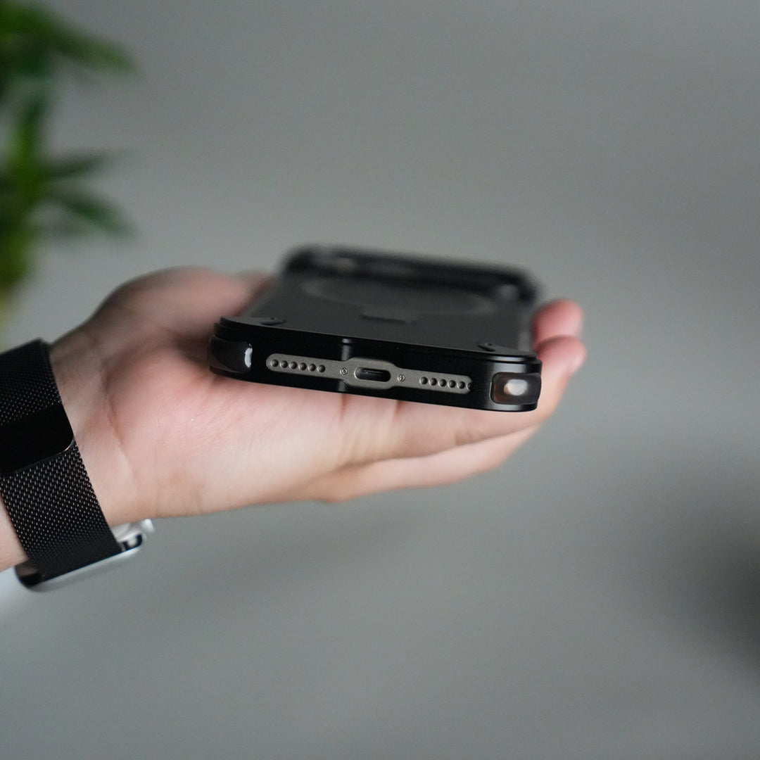 iPhone 17 Pro Max Leather Frameless Metal Kickstand Case