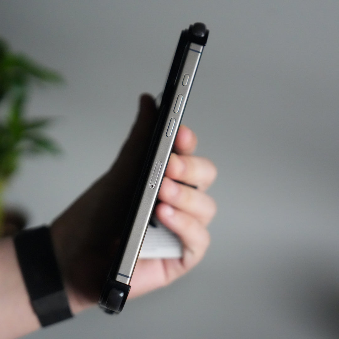 iPhone 17 Pro Max Leather Frameless Metal Kickstand Case