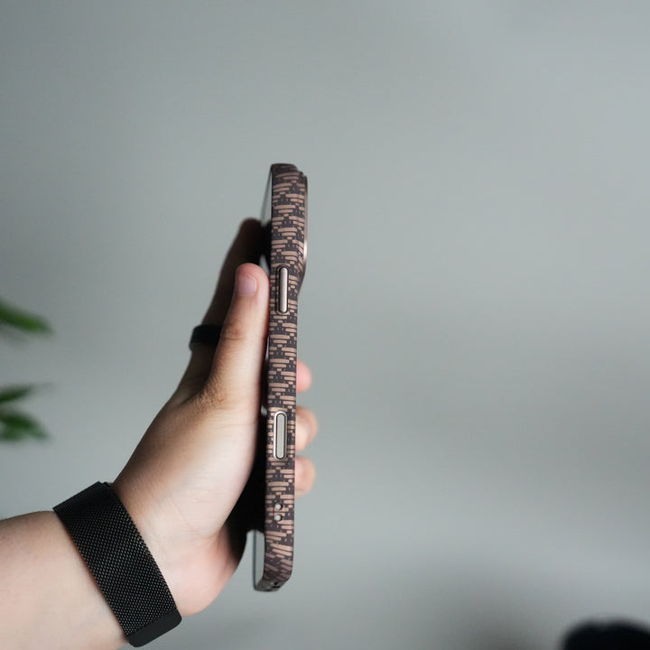 iPhone 17 Pro Max Carbon Fiber Texture Design Hard Pc MagSafe Case Cover Tringle Pattern