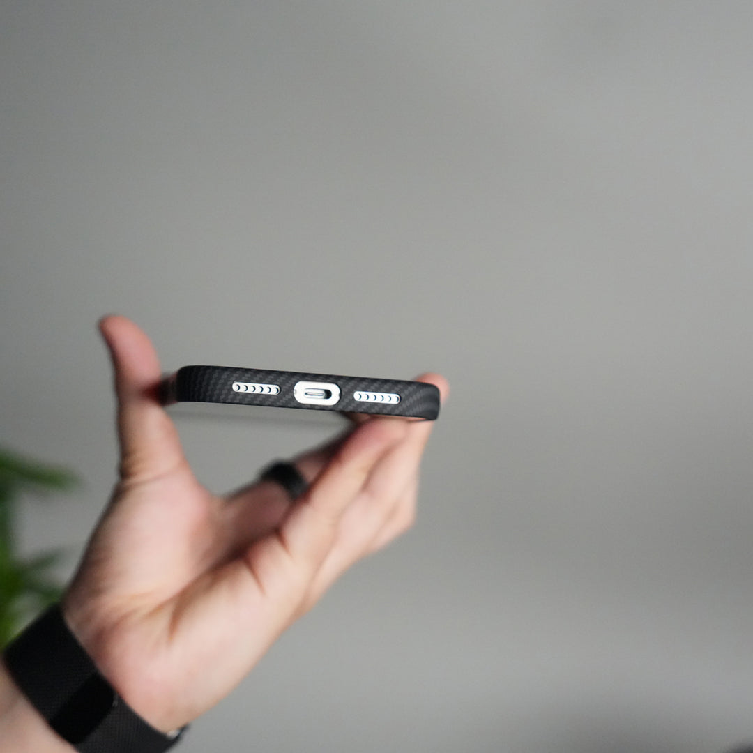 iPhone 17 Pro Carbon Fiber Texture Design Hard Pc MagSafe Case Cover BLACK