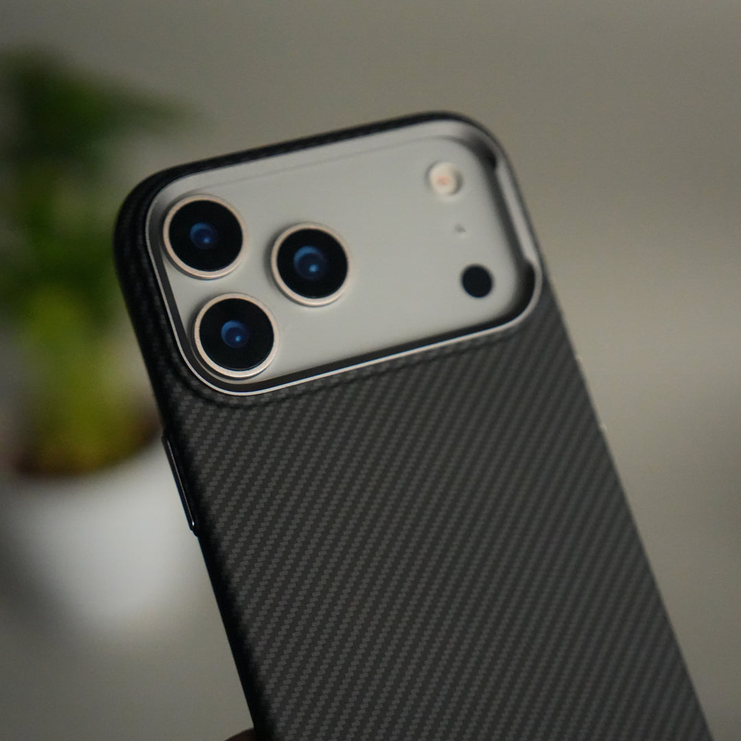 iPhone 17 Pro Carbon Fiber Texture Design Hard Pc MagSafe Case Cover BLACK