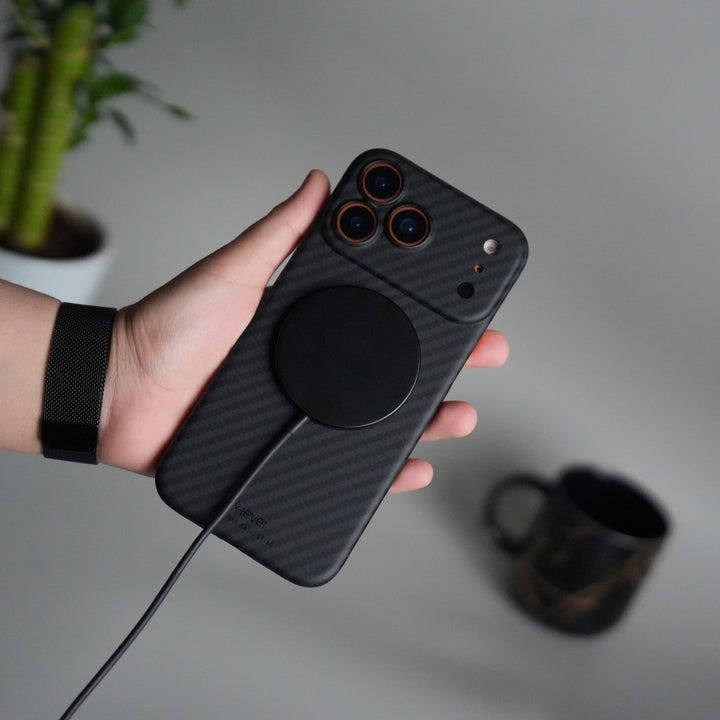 iPhone 17 Pro Max Carbon Fiber Slim Case | Ultra-Thin Magnetic Charging Ring Cover