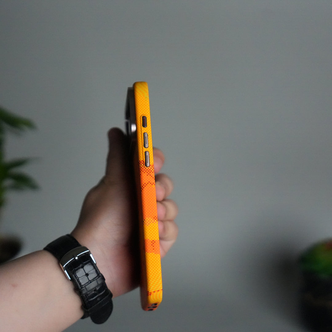 iPhone 17 Pro Carbon Fiber Texture Design Hard Pc MagSafe Case Cover YellowHill