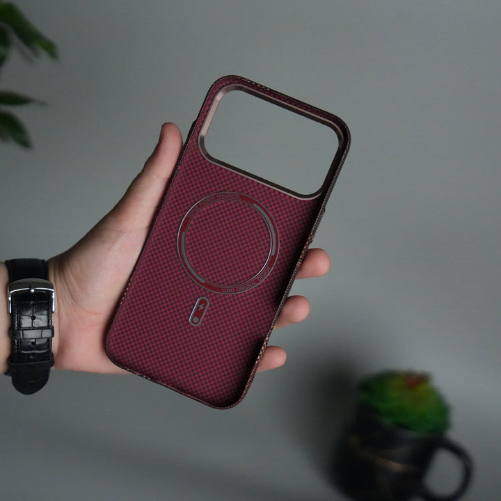 iPhone 17 Pro Carbon Fiber Texture Design Hard Pc MagSafe Case Cover BrownWhite