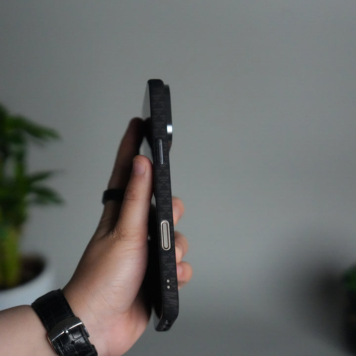 iPhone 17 Pro Max Carbon Fiber Texture Design Hard Pc MagSafe Case Cover Black Tringle Pattern