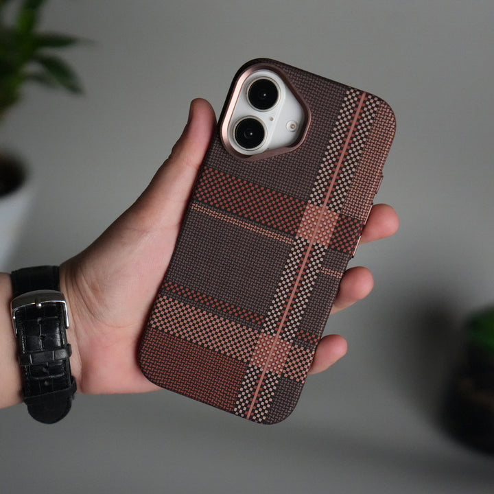 iPhone 17 Carbon Fiber Texture Design Hard Pc MagSafe Case Cover BrownWhite