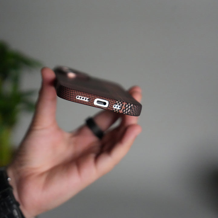 iPhone 17 Carbon Fiber Texture Design Hard Pc MagSafe Case Cover BrownWhite