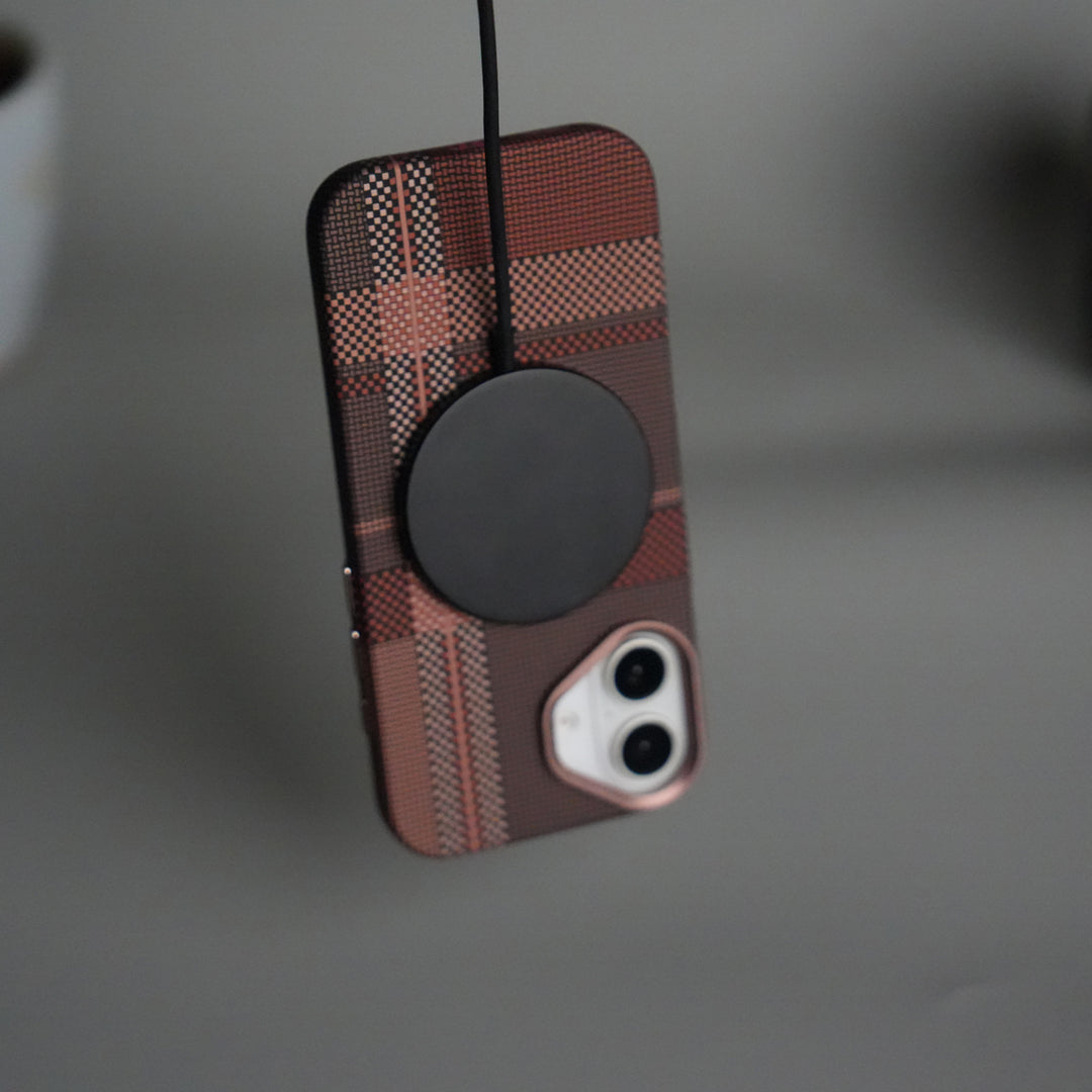 iPhone 17 Carbon Fiber Texture Design Hard Pc MagSafe Case Cover BrownWhite