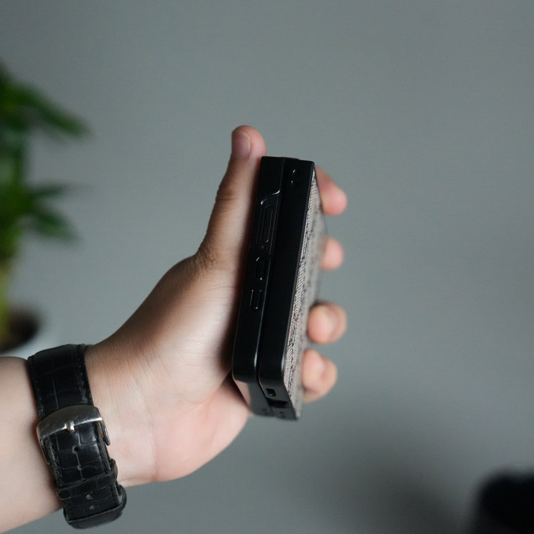 Samsung Galaxy Z Flip 7 Luxury GG Pattern PU Leather Case Cover (Beige)