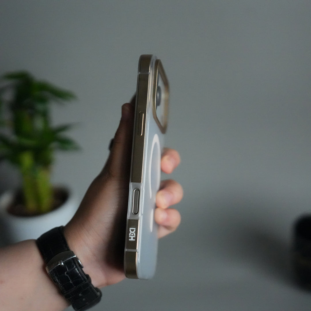 iPhone 17 Pro Max Frosted Magnetic Case | Aluminum Frame with MagSafe Ring & Metal Camera Guard