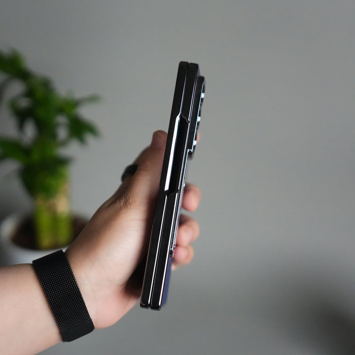 Galaxy Z Fold 7 Premium Leather Case | Front Glass | Silver Plated Camera Frame with Kickstand (Copy)