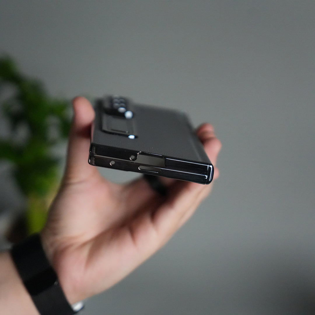 Galaxy Z Fold 7 Premium Leather Case | Front Glass | Silver Plated Camera Frame with Kickstand (Copy)