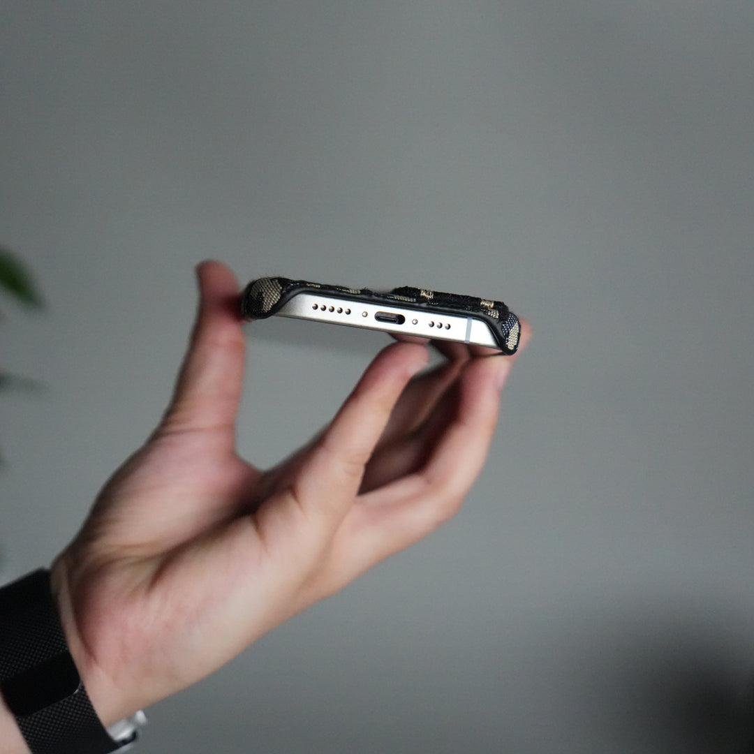 iPhone 17 Series Luxury Brand CD Belt Pattern Case Cover (Blue)