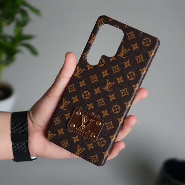 Galaxy S25 Ultra Luxury Pattern Leather Case | Premium Hard Back Cover with Gold Metal Logo Plate