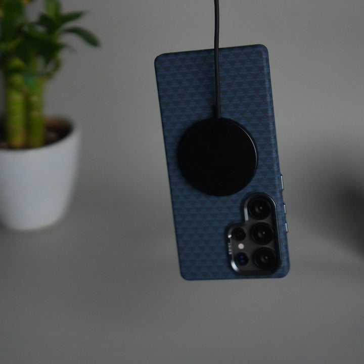 Galaxy S25 Ultra Houndstooth Pattern Case | Slim Hard Back Cover | Matte Finish Protective Case with MagSafe