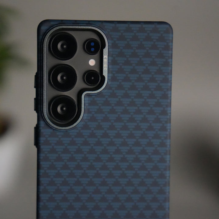 Galaxy S25 Ultra Houndstooth Pattern Case | Slim Hard Back Cover | Matte Finish Protective Case with MagSafe